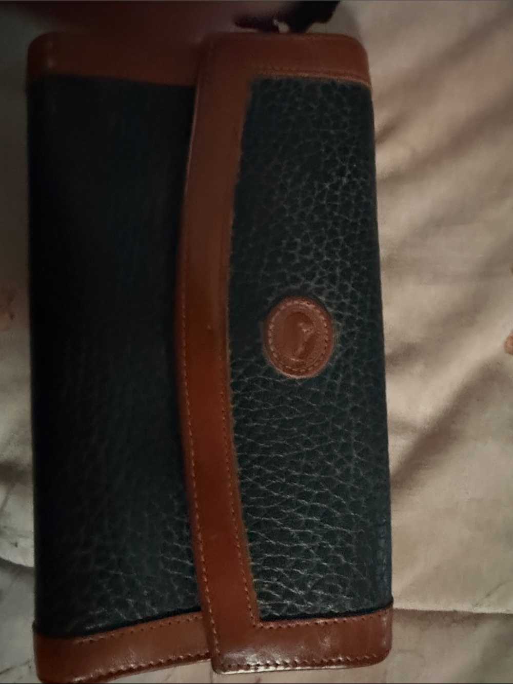 Ladies Dooney & Bourke vintage wallet. Fair condition